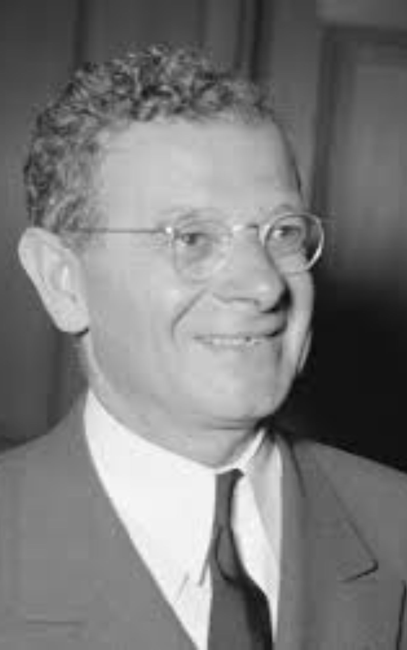 Black-and-white photo of Sidney Hillman, a Lithuanian Jewish immigrant and influential labor leader. As president of the Amalgamated Clothing Workers of America and co-founder of the CIO, Hillman helped shape New Deal labor reforms and modern U.S. labor policy through union organizing and government collaboration.