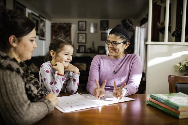 Cómo planificar una lección que incluya a los estudiantes bilingües
